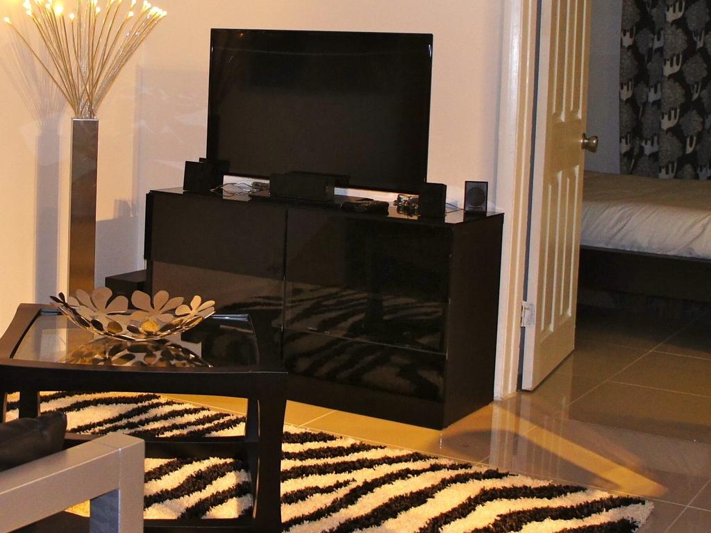 Luna Paradise By The Sea Aparthotel Lauderdale-by-the-Sea Kamer foto