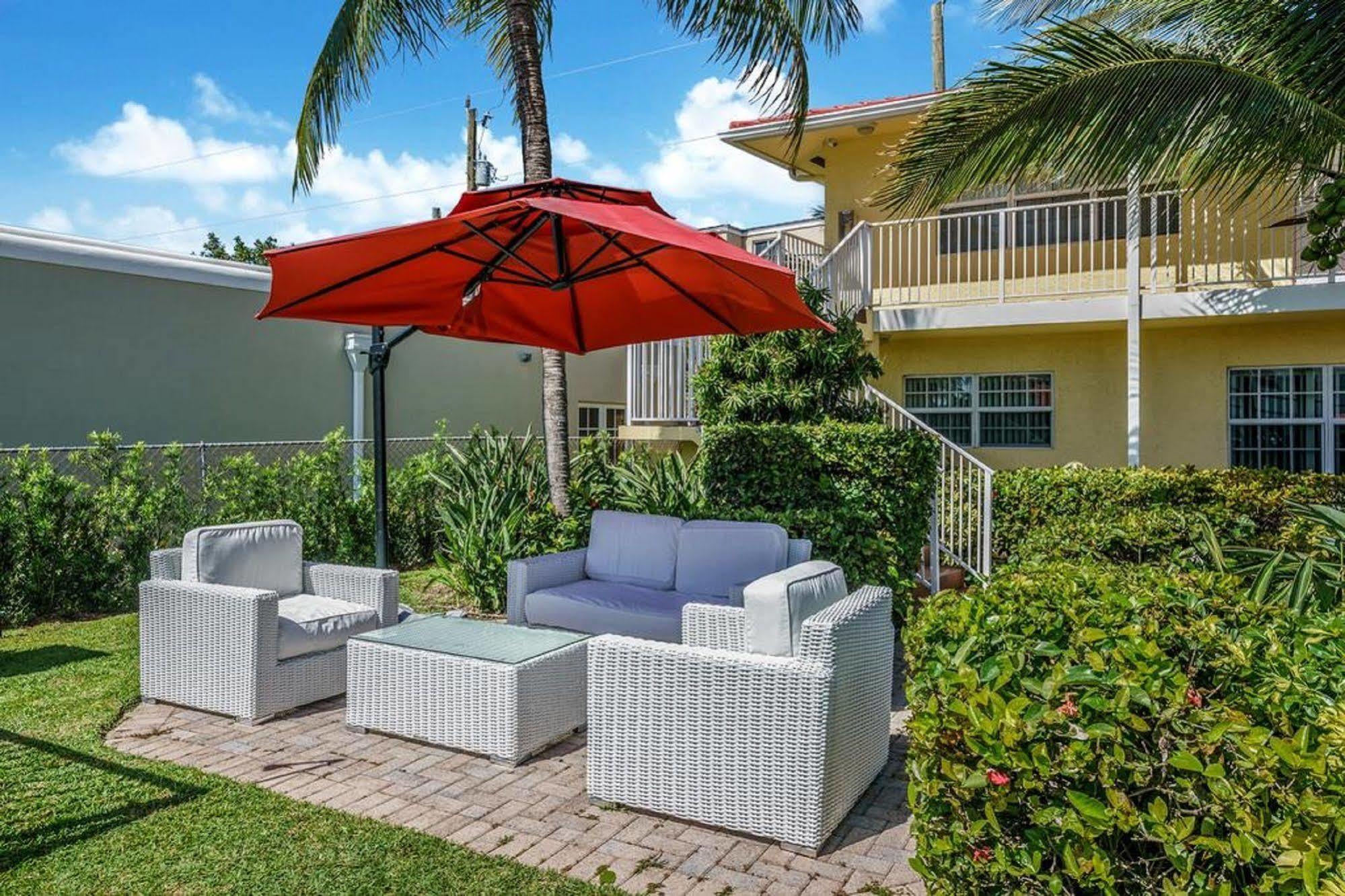 Luna Paradise By The Sea Aparthotel Lauderdale-by-the-Sea Buitenkant foto
